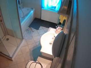 Julmodels Bathroom 2nd Floor-2