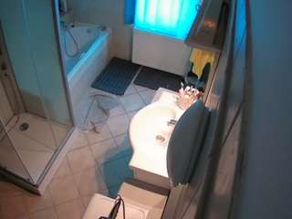 Julmodels Bathroom 2nd Floor-2