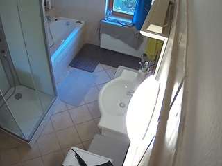 Julmodels Bathroom 2nd Floor-2