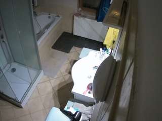 voyeurcam-julmodels-bath-2nd-2 webcam
