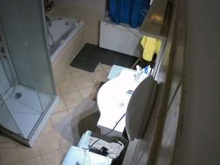 voyeurcam-julmodels-bath-2nd-2 webcam