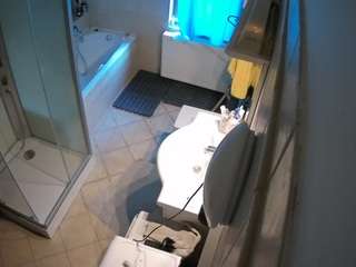 Julmodels Bathroom 2nd Floor-2