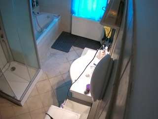 voyeurcam-julmodels-bath-2nd-2