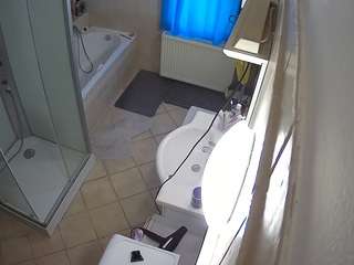 voyeurcam-julmodels-bath-2nd-2