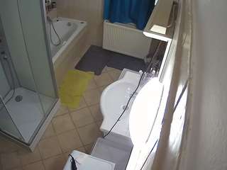 voyeurcam-julmodels-bath-2nd-2 live cam profile