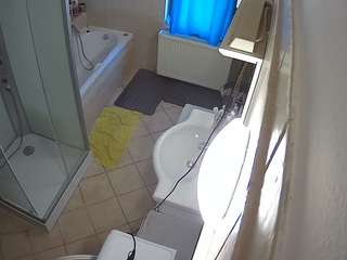 voyeurcam-julmodels-bath-2nd-2