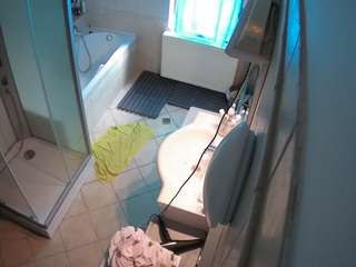 voyeurcam-julmodels-bath-2nd-2 live cam profile