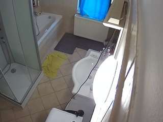 voyeurcam-julmodels-bath-2nd-2 live cam profile