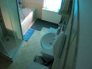 voyeurcam-julmodels-bath-2nd-2 live cam profile