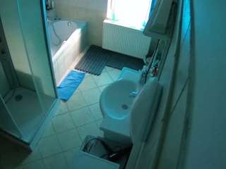 voyeurcam-julmodels-bath-2nd-2 webcam
