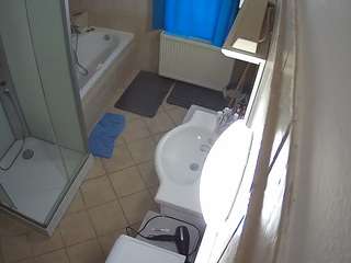 Julmodels Bathroom 2nd Floor-2