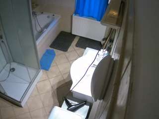 voyeurcam-julmodels-bath-2nd-2