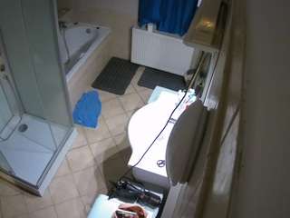 voyeurcam-julmodels-bath-2nd-2