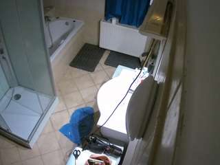 voyeurcam-julmodels-bath-2nd-2