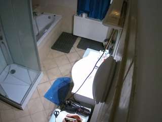 voyeurcam-julmodels-bath-2nd-2