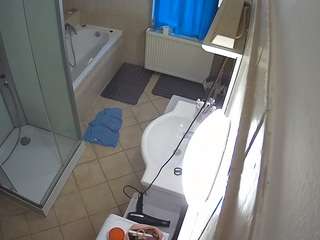 voyeurcam-julmodels-bath-2nd-2 webcam