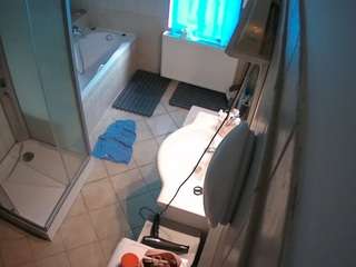 voyeurcam-julmodels-bath-2nd-2 webcam