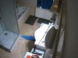 voyeurcam-julmodels-bath-2nd-2