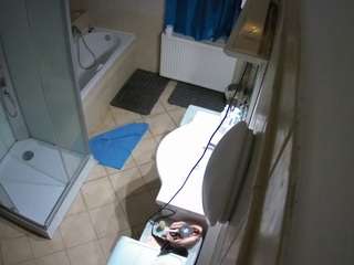 voyeurcam-julmodels-bath-2nd-2
