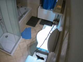 voyeurcam-julmodels-bath-2nd-2