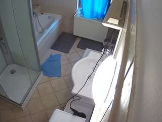 voyeurcam-julmodels-bath-2nd-2