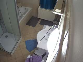 voyeurcam-julmodels-bath-2nd-2 webcam