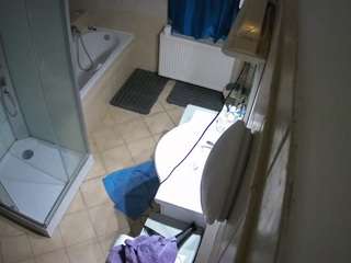 voyeurcam-julmodels-bath-2nd-2