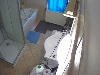 voyeurcam-julmodels-bath-2nd-2 webcam