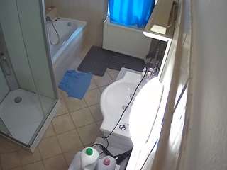 voyeurcam-julmodels-bath-2nd-2 webcam