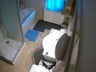 voyeurcam-julmodels-bath-2nd-2