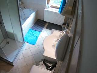 voyeurcam-julmodels-bath-2nd-2