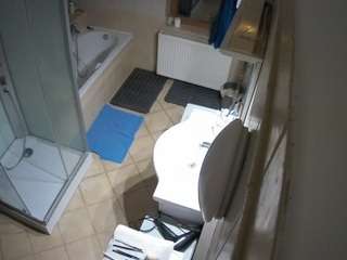 voyeurcam-julmodels-bath-2nd-2 webcam