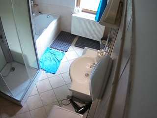 voyeurcam-julmodels-bath-2nd-2 webcam