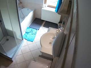 voyeurcam-julmodels-bath-2nd-2 webcam