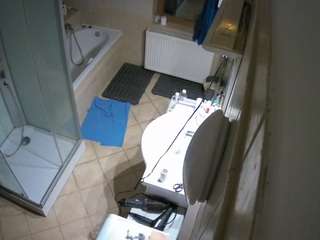 voyeurcam-julmodels-bath-2nd-2