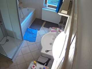 voyeurcam-julmodels-bath-2nd-2 webcam