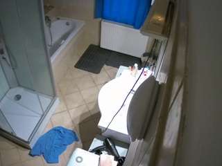 voyeurcam-julmodels-bath-2nd-2