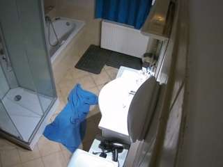 voyeurcam-julmodels-bath-2nd-2 webcam