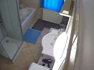 voyeurcam-julmodels-bath-2nd-2