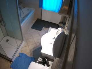 voyeurcam-julmodels-bath-2nd-2 webcam