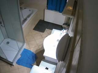 voyeurcam-julmodels-bath-2nd-2