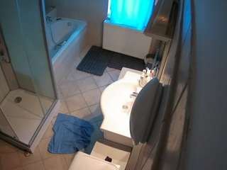 voyeurcam-julmodels-bath-2nd-2 webcam