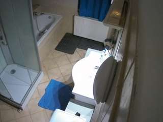 voyeurcam-julmodels-bath-2nd-2