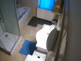 voyeurcam-julmodels-bath-2nd-2