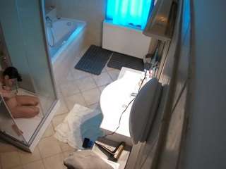 voyeurcam-julmodels-bath-2nd-2 webcam