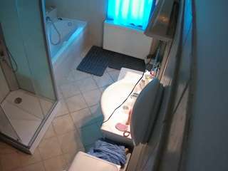 voyeurcam-julmodels-bath-2nd-2 webcam