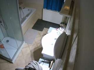 voyeurcam-julmodels-bath-2nd-2