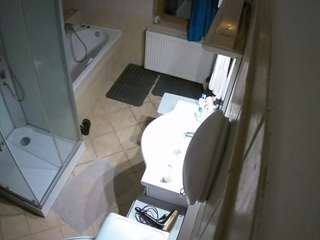 voyeurcam-julmodels-bath-2nd-2 webcam