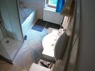 voyeurcam-julmodels-bath-2nd-2 webcam