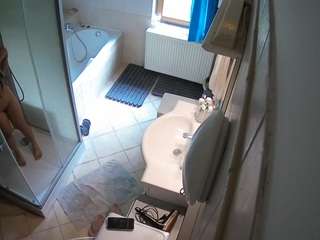 voyeurcam-julmodels-bath-2nd-2 webcam